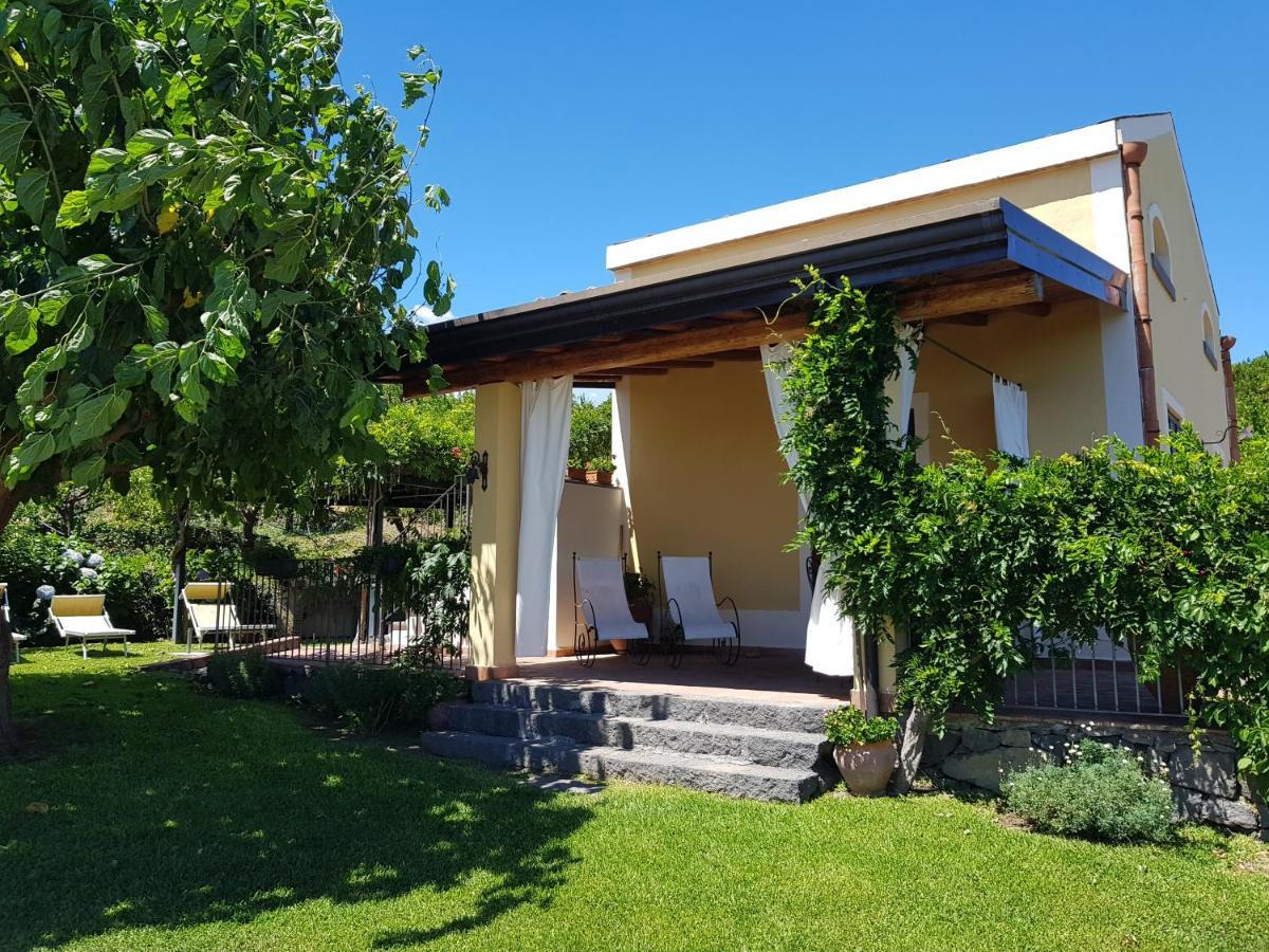 Agriturismo Le Case Di Civi Mascali Exteriör bild