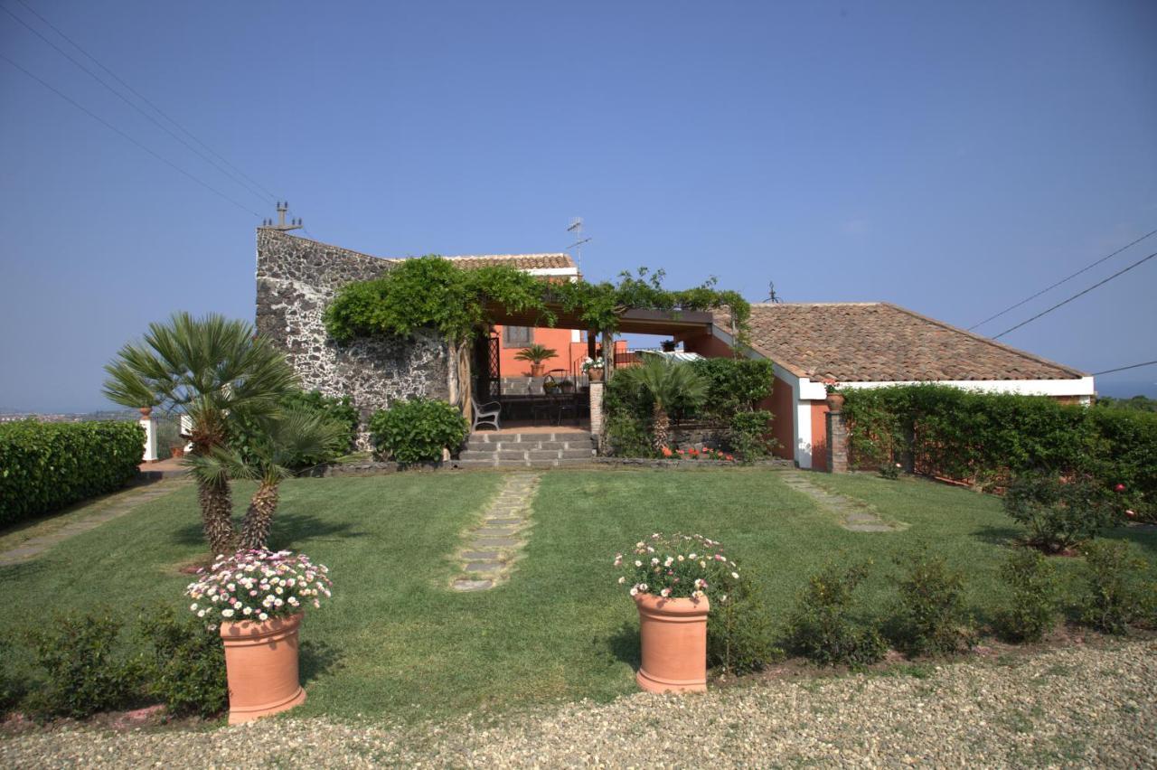 Agriturismo Le Case Di Civi Mascali Exteriör bild